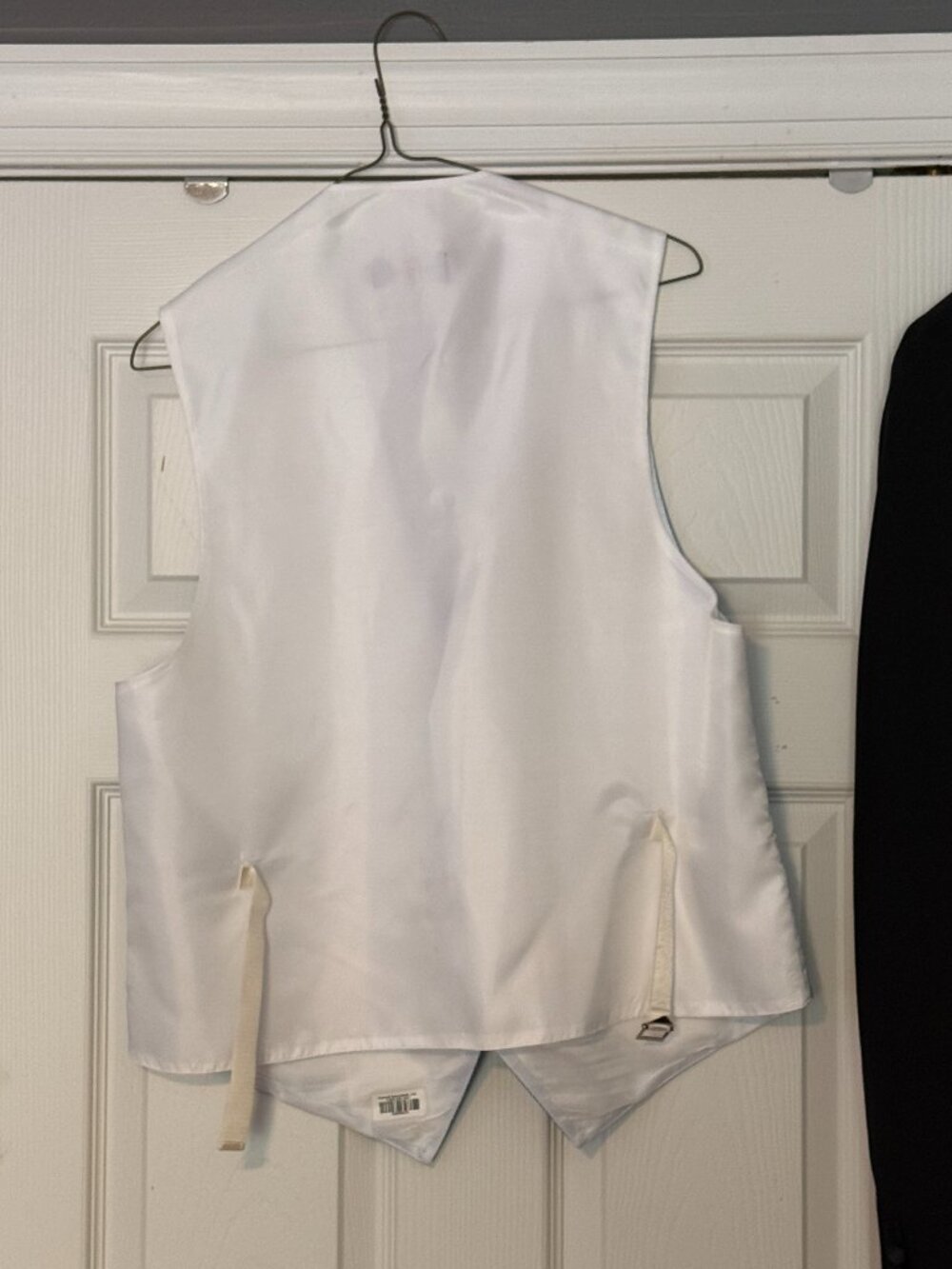 Boys Tuxedo (New) - Picture 13 of 16